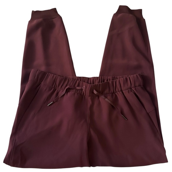 Lululemon On the Fly Jogger *Woven - SZ 10 - Picture 7 of 7